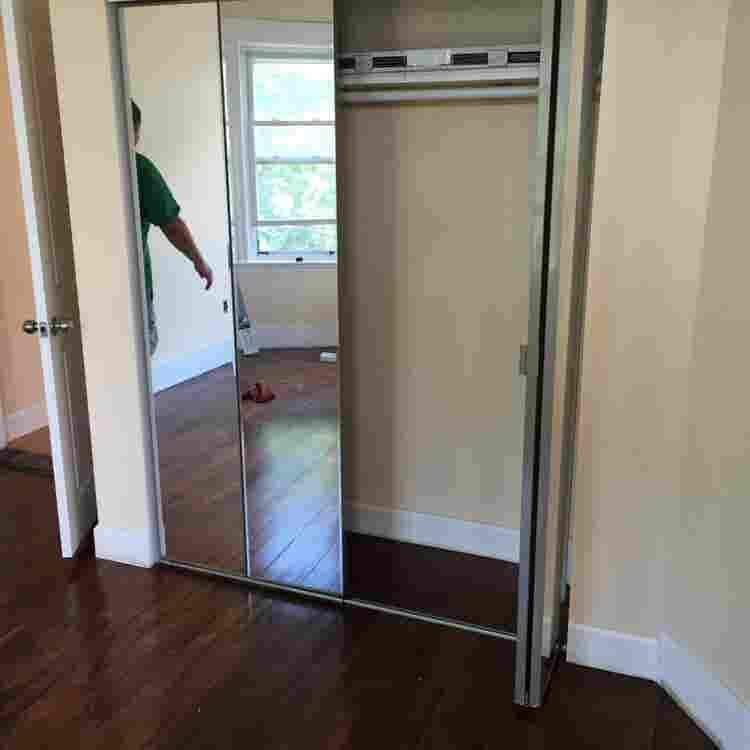 3 Rooms in Eastie.Utilities incld.