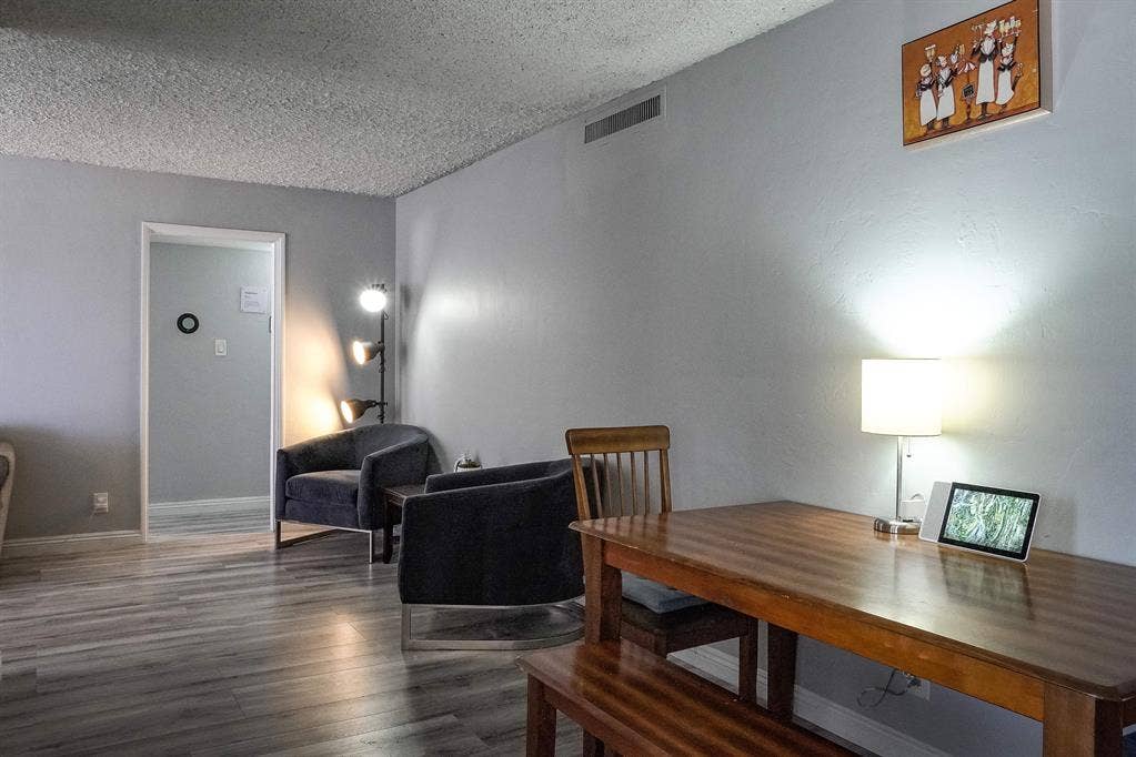 8 BR in Las Vegas