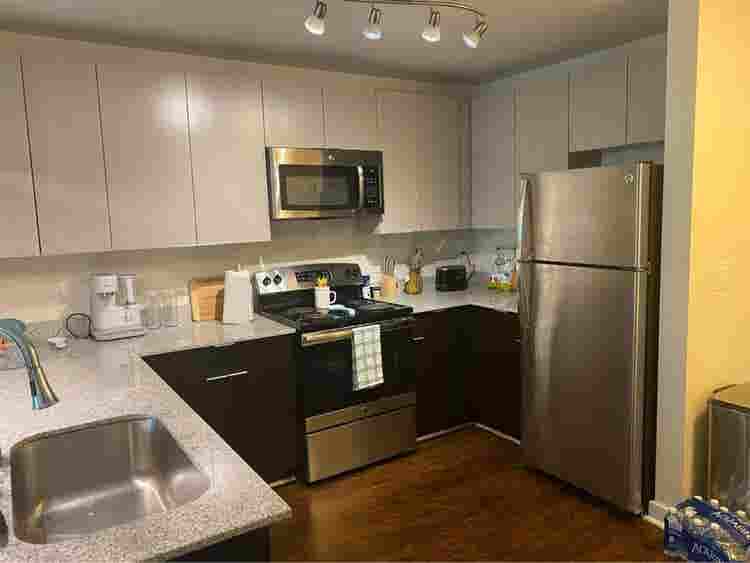 Apartment for sublease: Spring