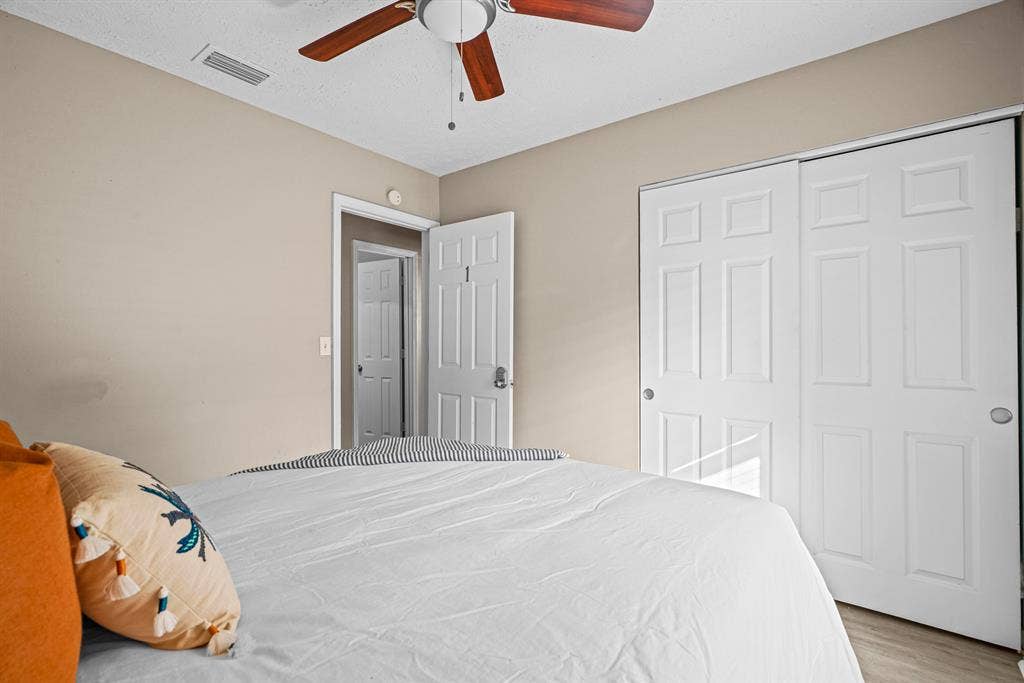 5 BR in Tampa