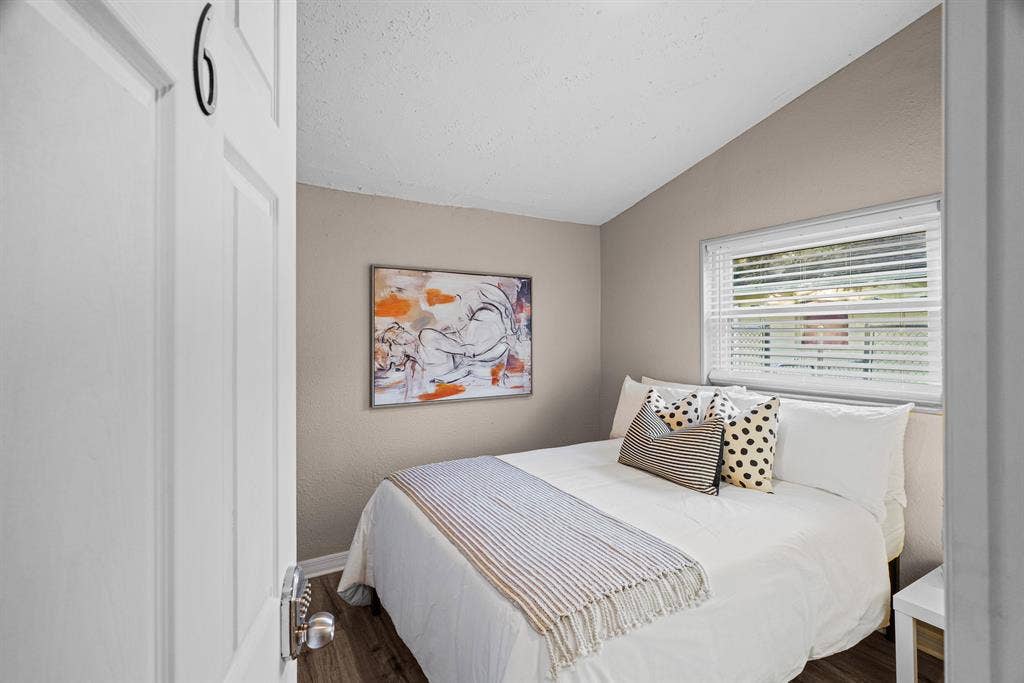 5 BR in Tampa
