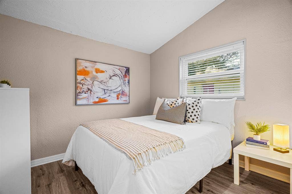 5 BR in Tampa