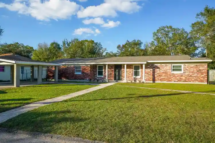 5 BR in Tampa