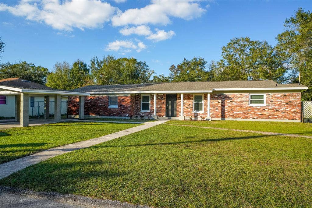 5 BR in Tampa