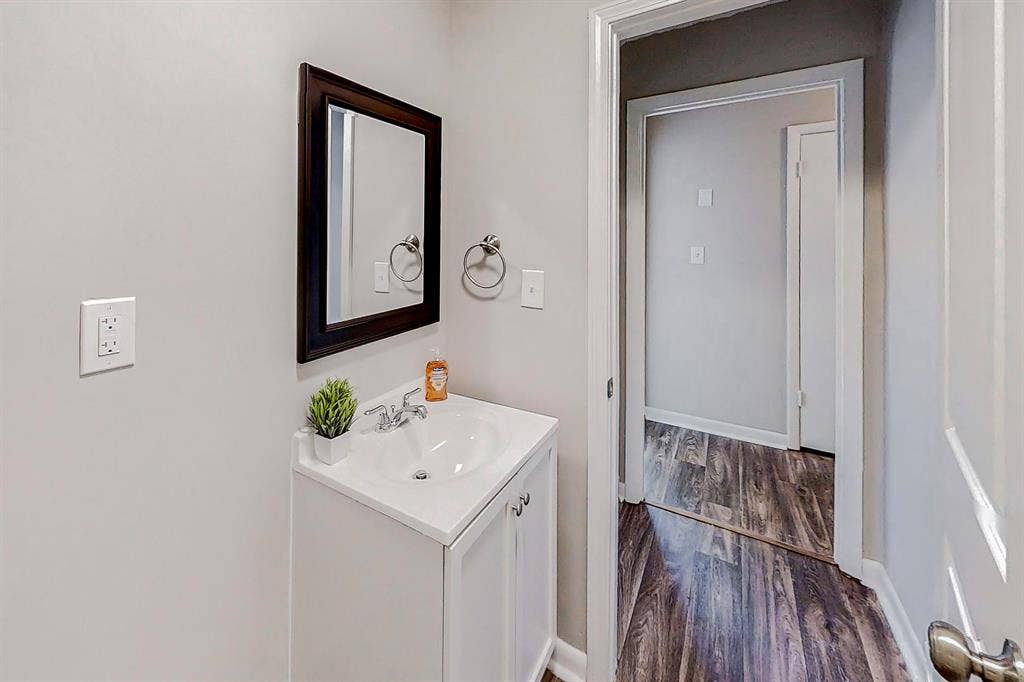7 BR in Jonesboro