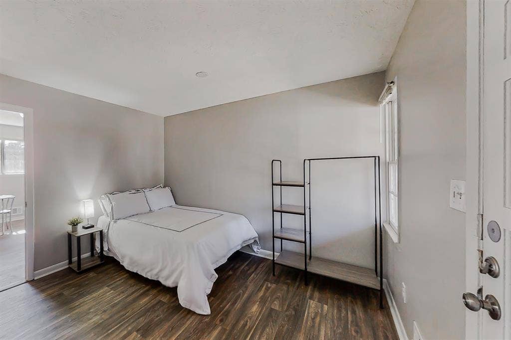 7 BR in Jonesboro