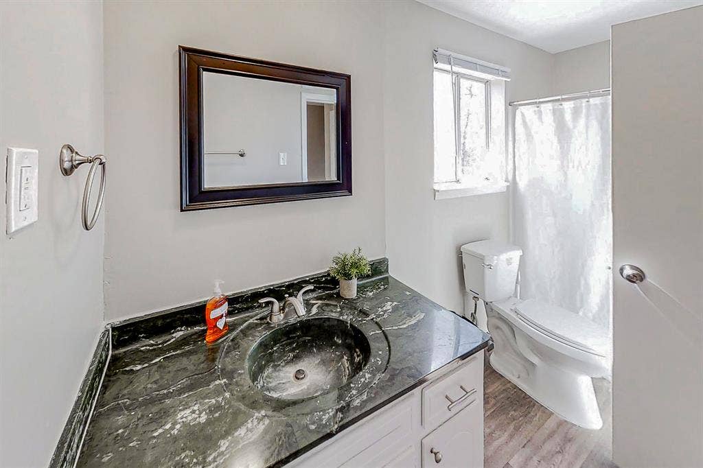 7 BR in Jonesboro