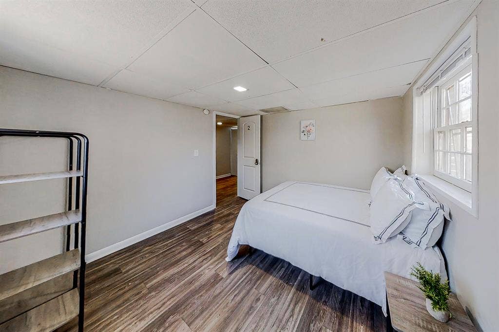 7 BR in Jonesboro