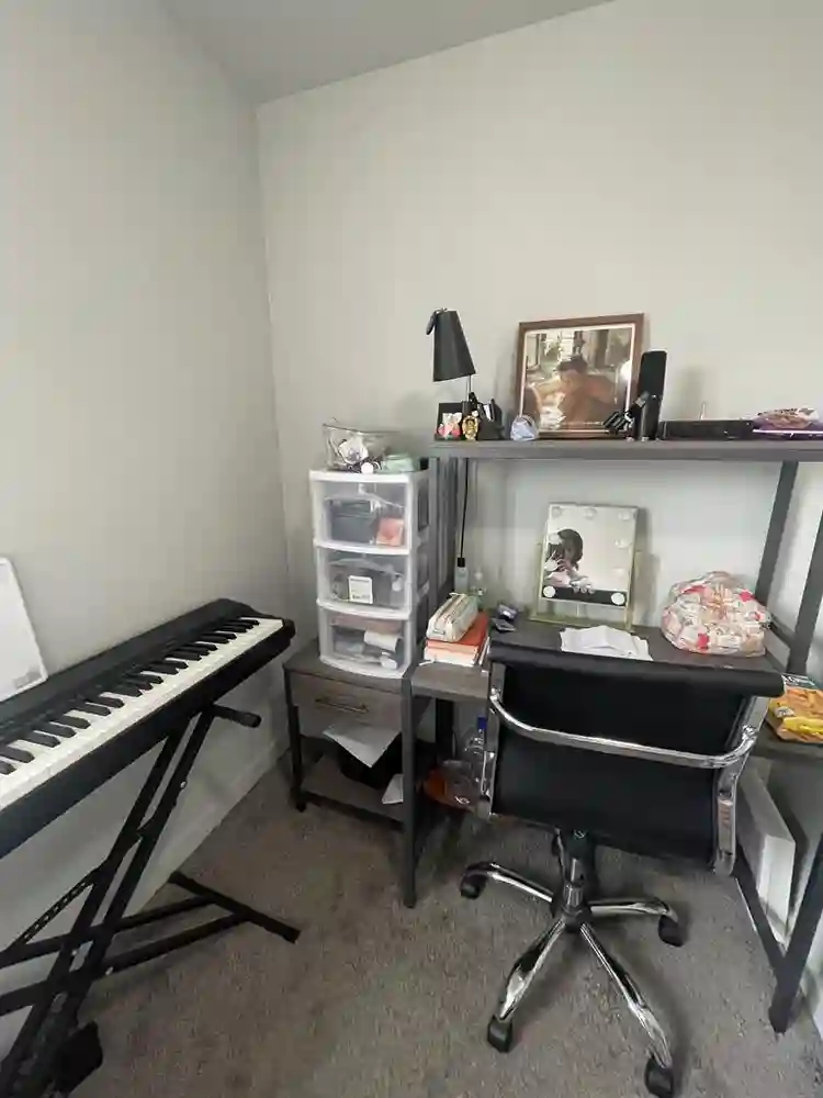 THE STANDARD AT BERKELEY APT AVAIL