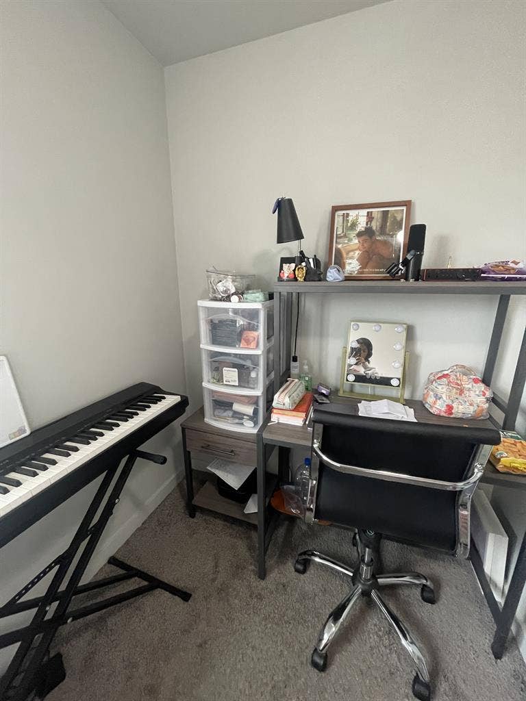 THE STANDARD AT BERKELEY APT AVAIL