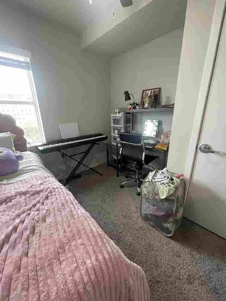 THE STANDARD AT BERKELEY APT AVAIL