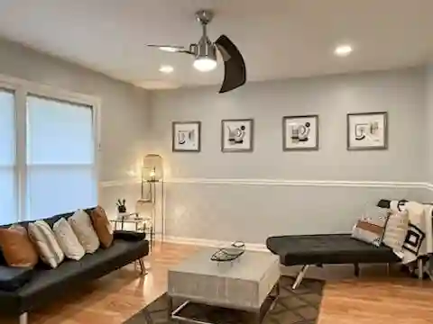 2 BR in Kansas City