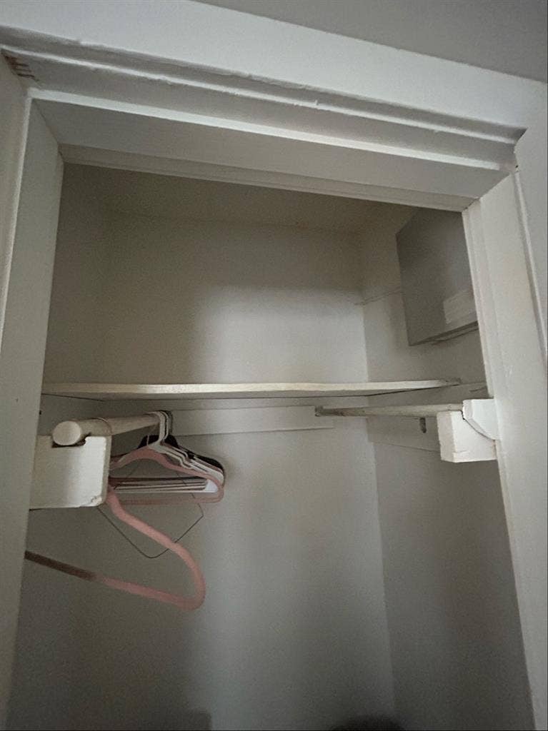 Cozy room in midtown