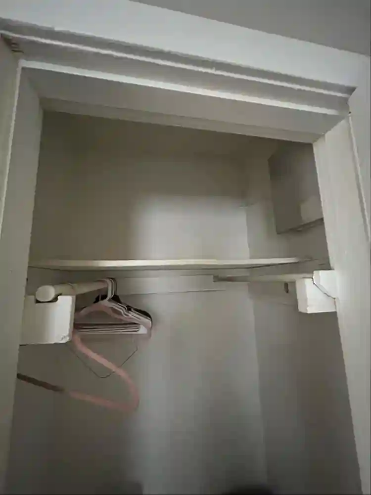 Cozy room in midtown