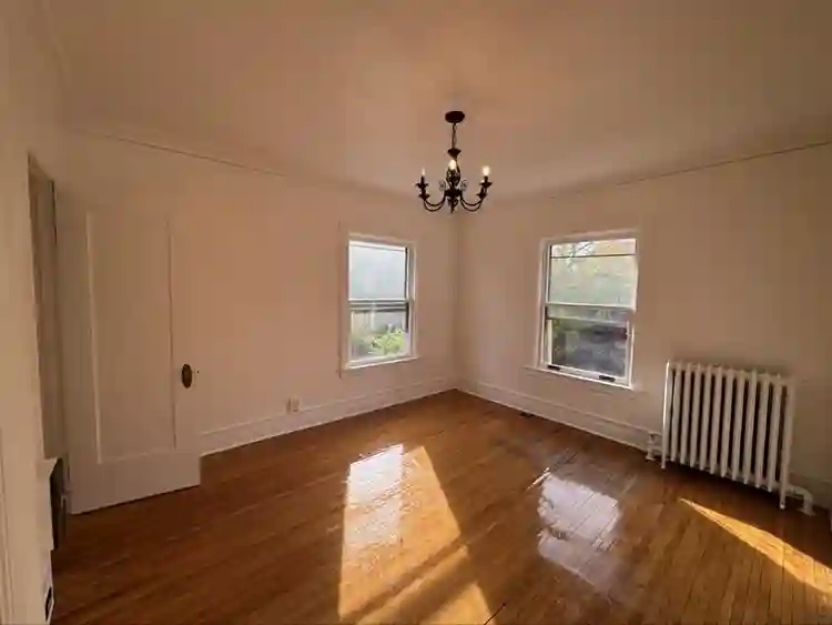 Musician/Night Owl Roommate Wanted