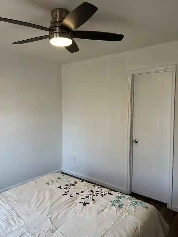 8 BR in Houston