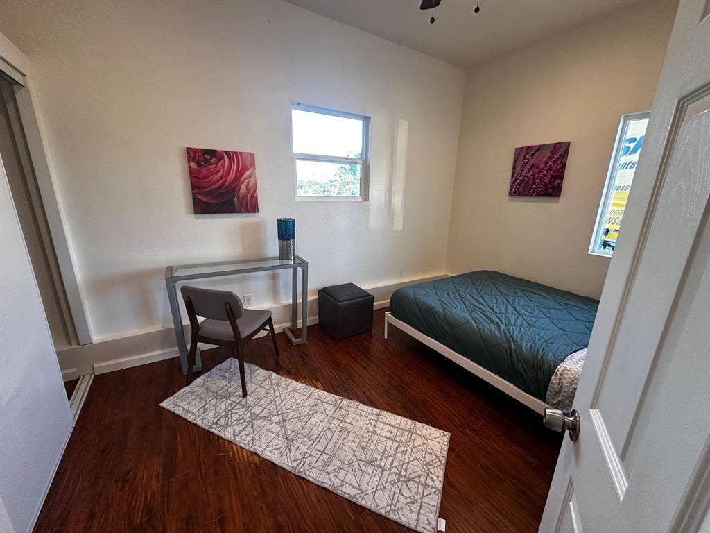 6 BR in San Diego