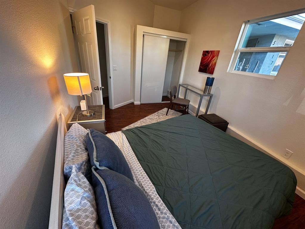 6 BR in San Diego