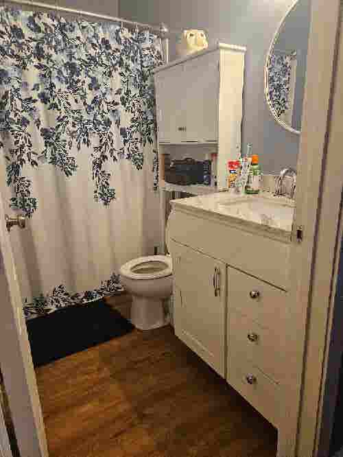 Homeowner looking for roommate.