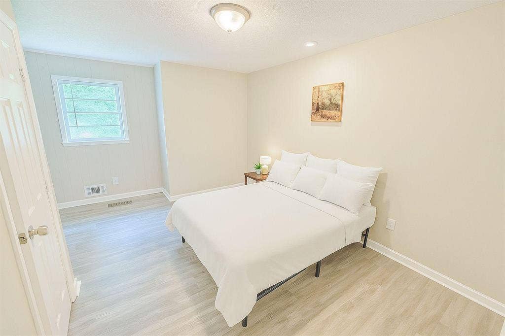 10 BR in Atlanta