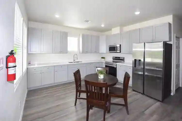 7 BR in Houston
