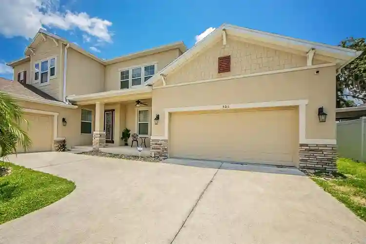 7 BR in Kissimmee