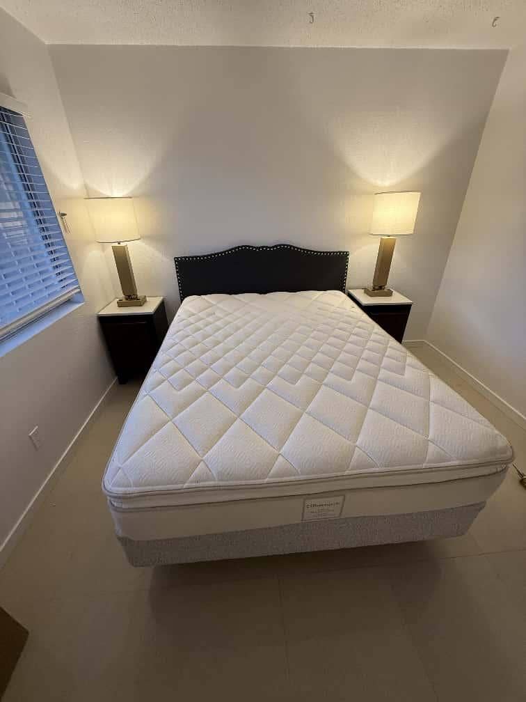 6 BR in Las Vegas