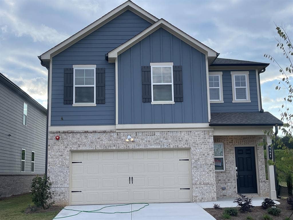 1 BR in Douglasville