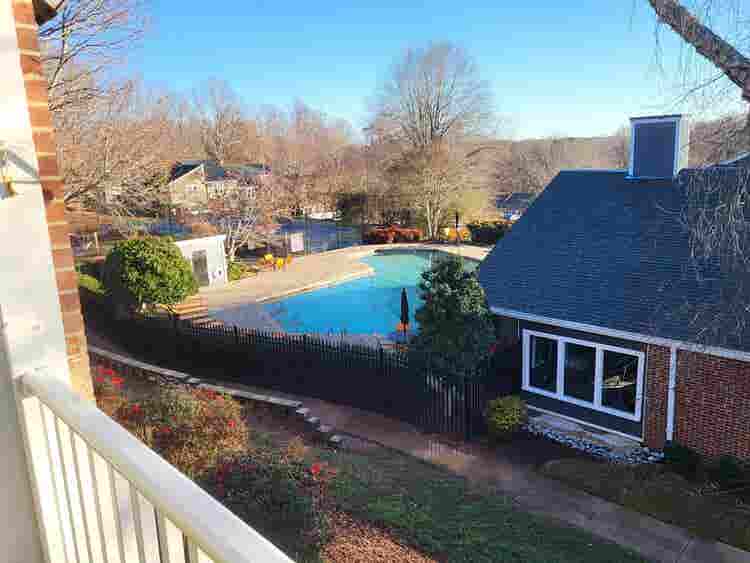 Nice BA in Cary in apartment