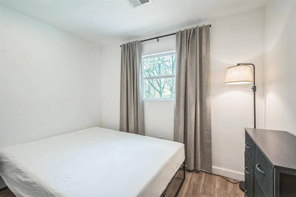 7 BR in Atlanta