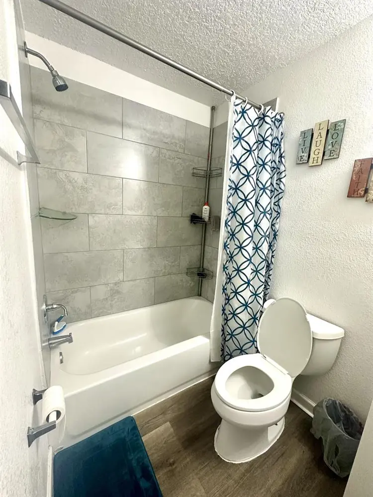 4 BR in Jacksonville