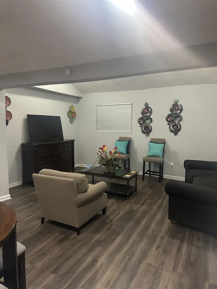 4 BR in Jacksonville