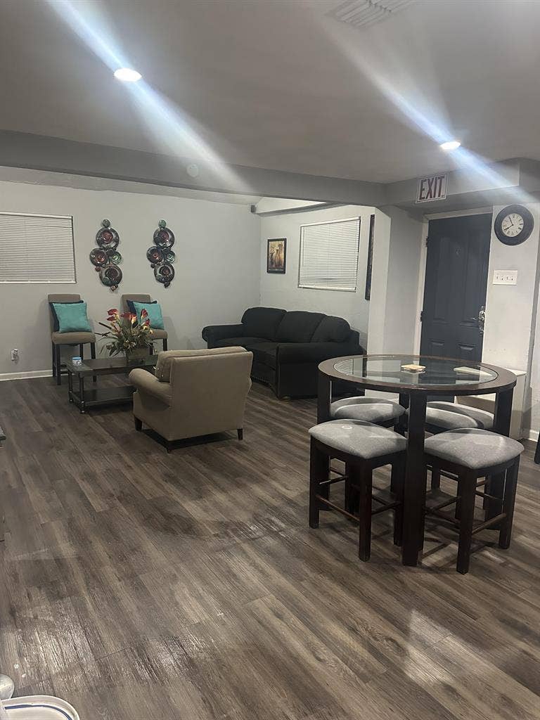 4 BR in Jacksonville