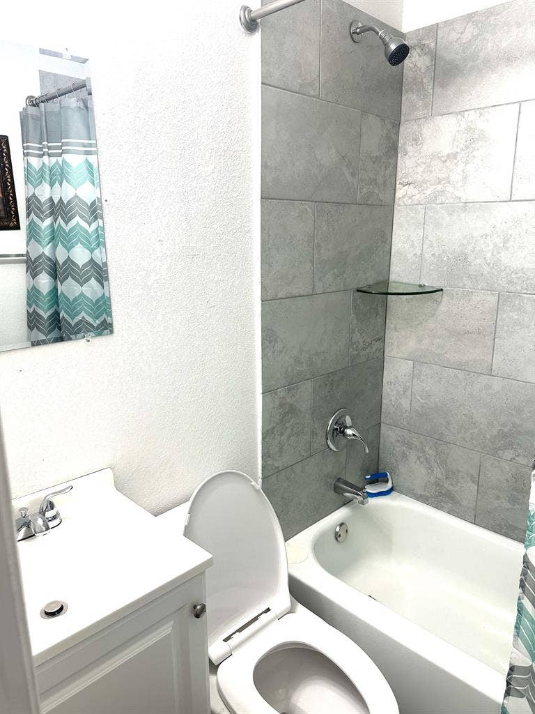 4 BR in Jacksonville