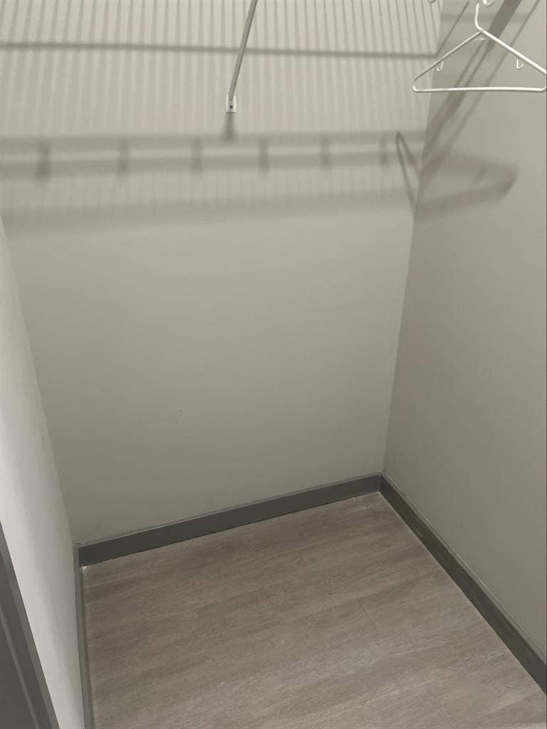 MAIN ON UNIVERISTY 2 BED APT