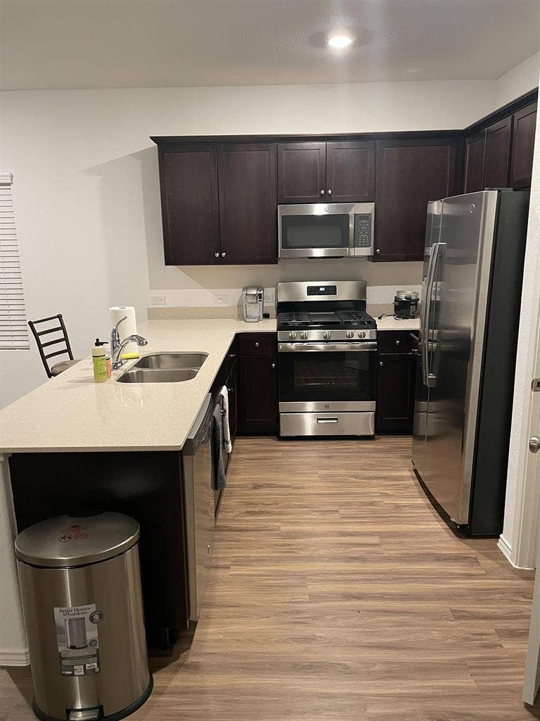 3 BR in Austin