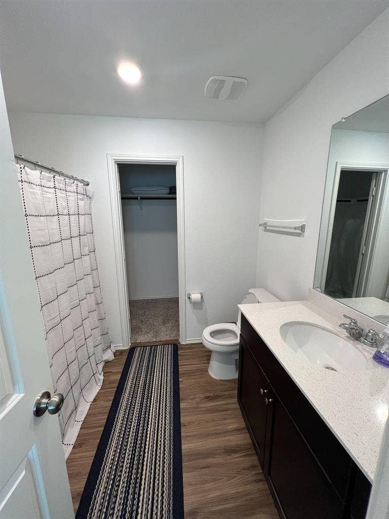 3 BR in Austin