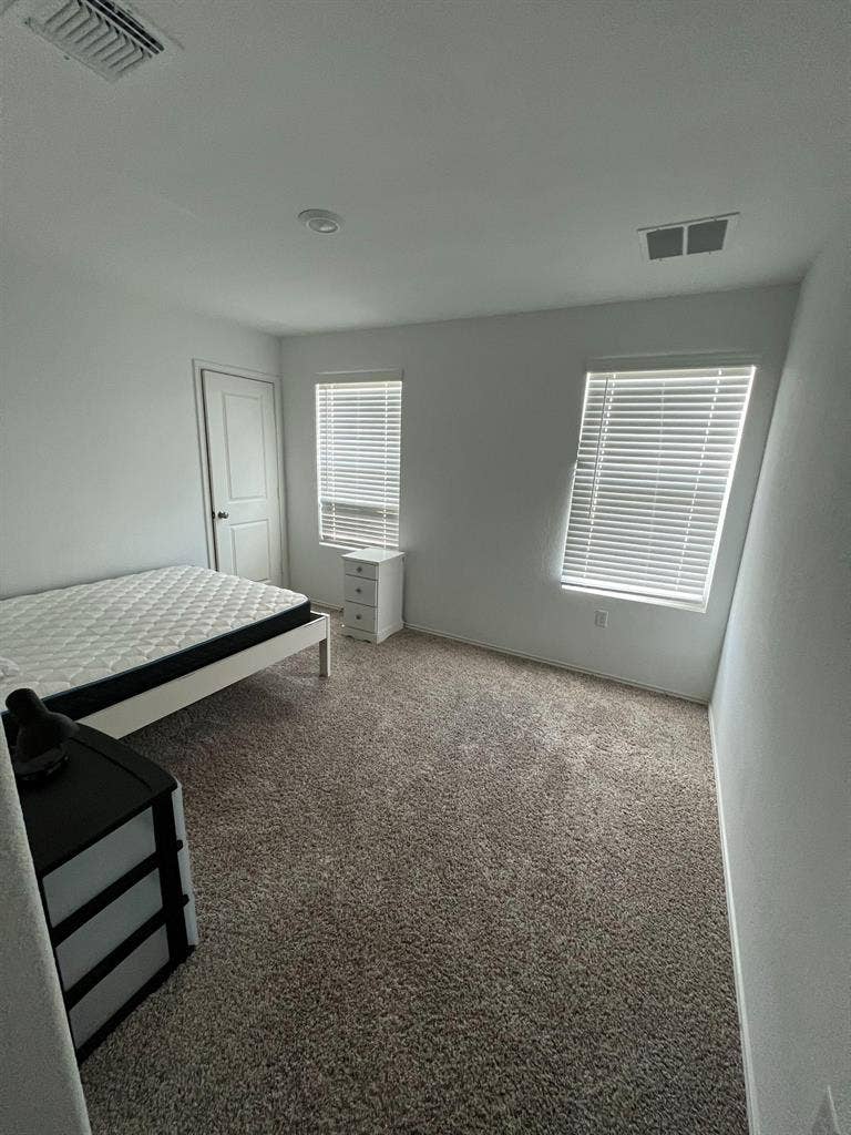 3 BR in Austin