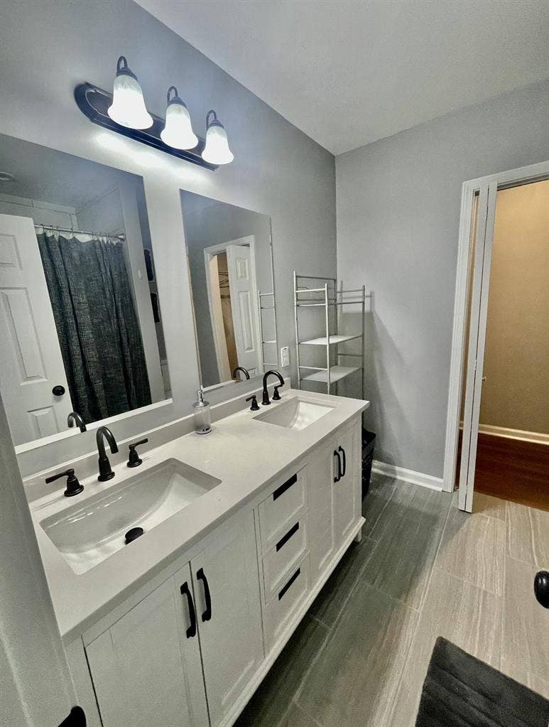 2 BR in Atlanta
