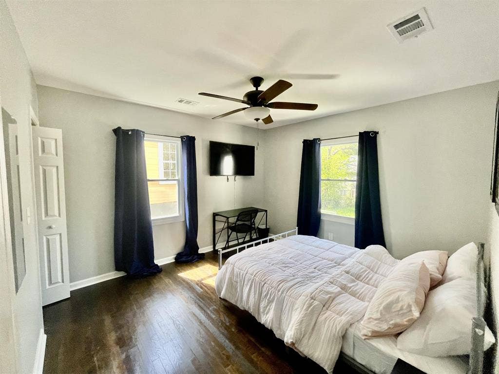 2 BR in Atlanta