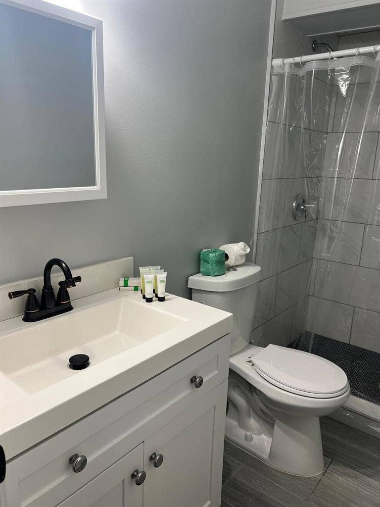 2 BR in Atlanta