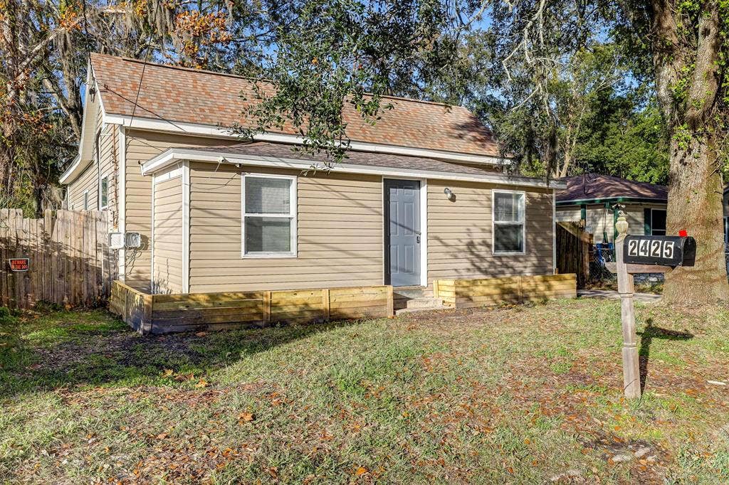 4 BR in Jacksonville
