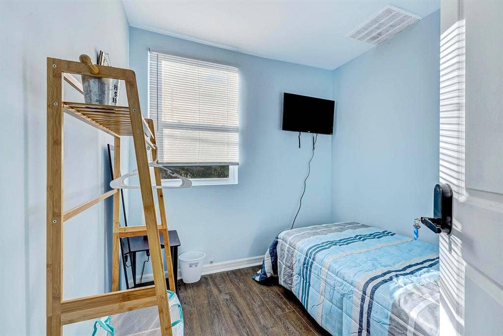 4 BR in Jacksonville