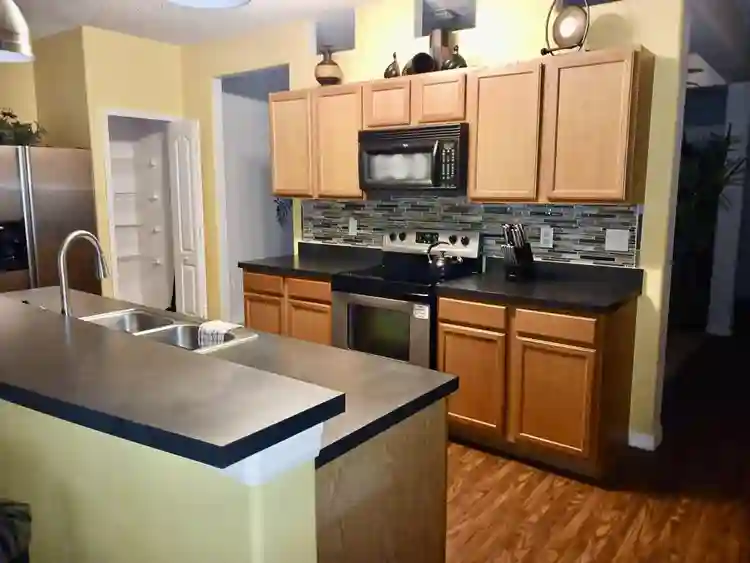 4 BR in Orlando