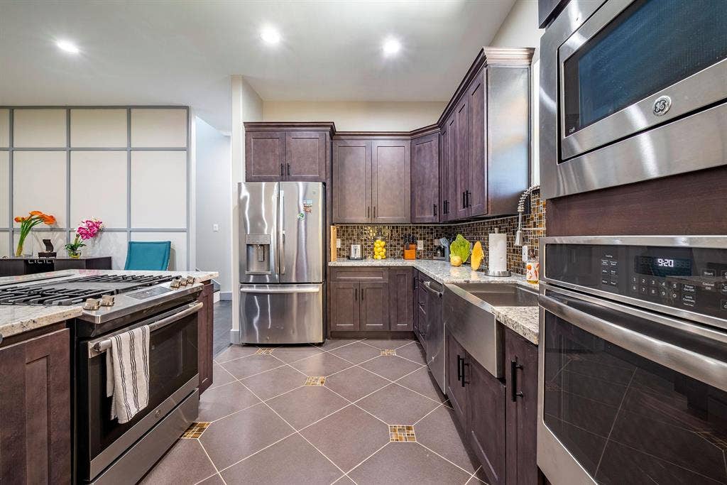 3 BR in Houston