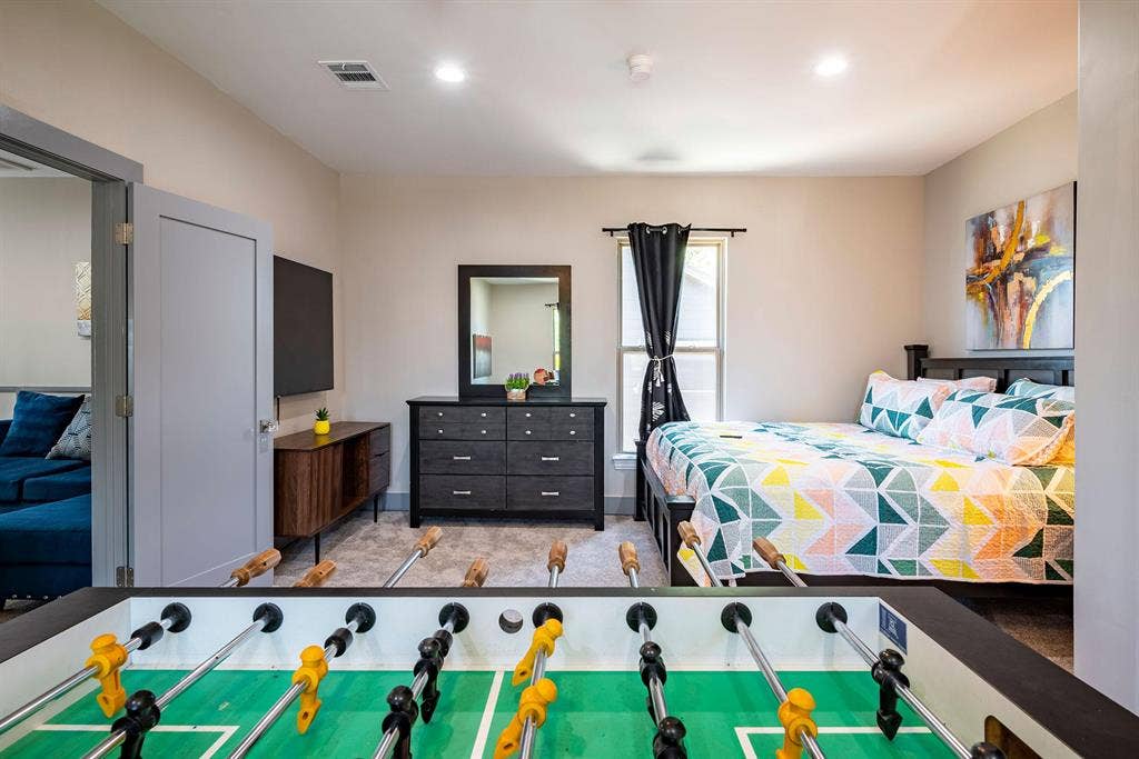 3 BR in Houston