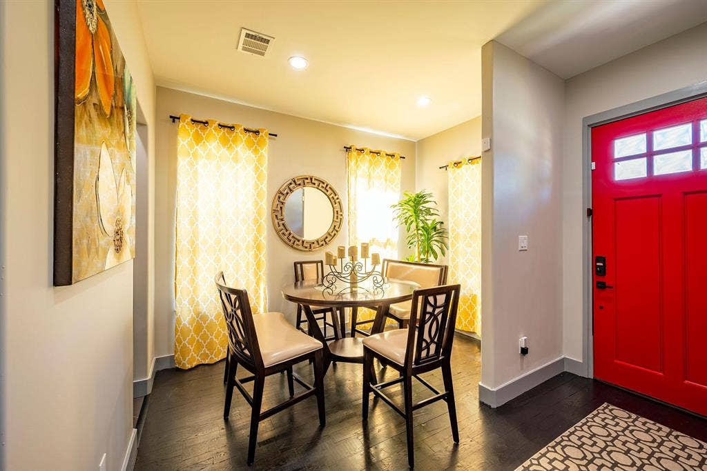 3 BR in Houston