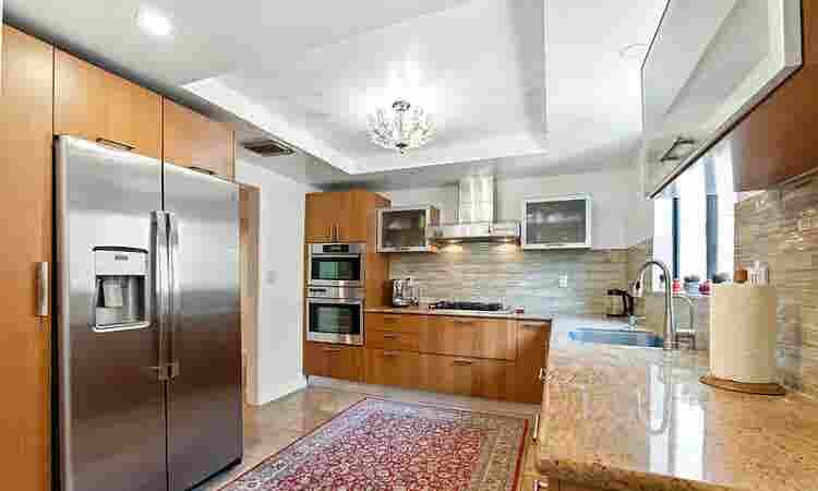 Beverly Hills Adj /Roxbury Dr