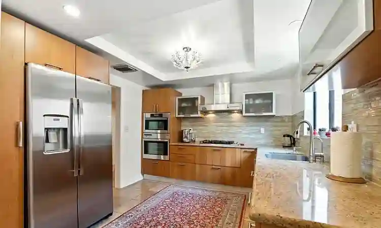 Beverly Hills Adj /Roxbury Dr