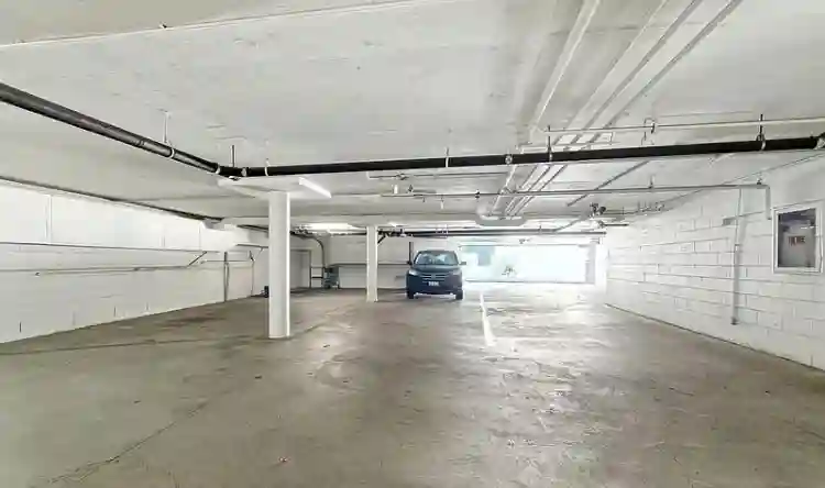 Beverly Hills Adj /Roxbury Dr